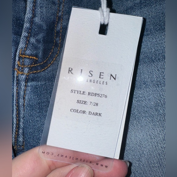 Women’s risen brand dipped v wide leg jeans. Dark wash.  RDP5276. NWT - Picture 6 of 6